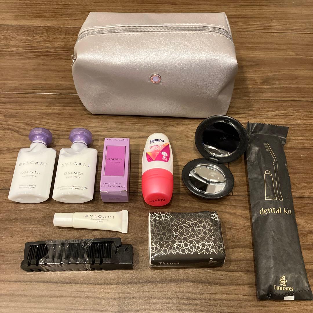エミレーツ航空 ブルガリ ビジネスクラス アメニティキット ポーチ