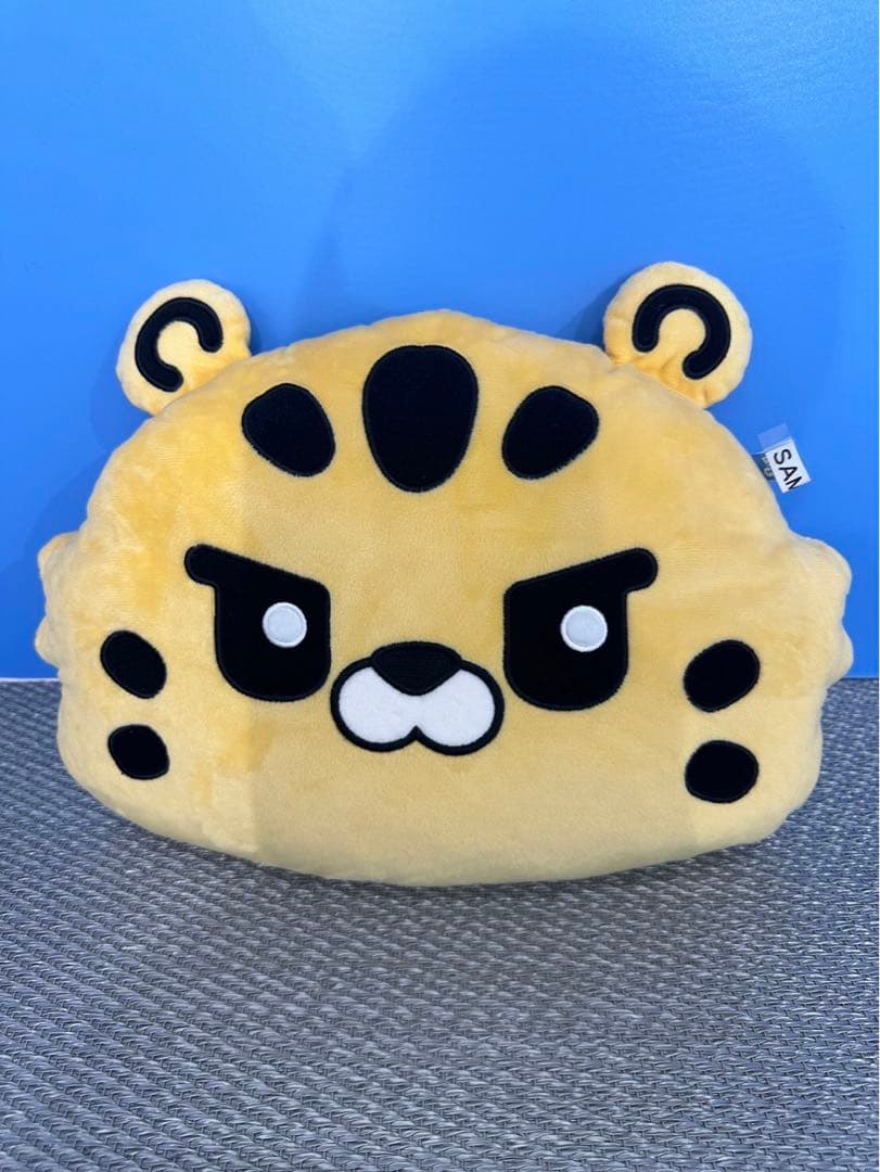 ルセラフィム FIMSCLUB クッション チェウォン - メルカリ