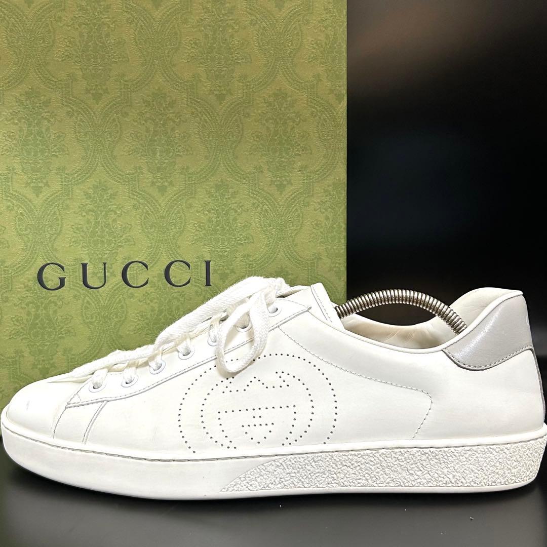 【美品】グッチ ローカットスニーカー インター パンチング メンズ レザー 白 nanaple_guc386750a