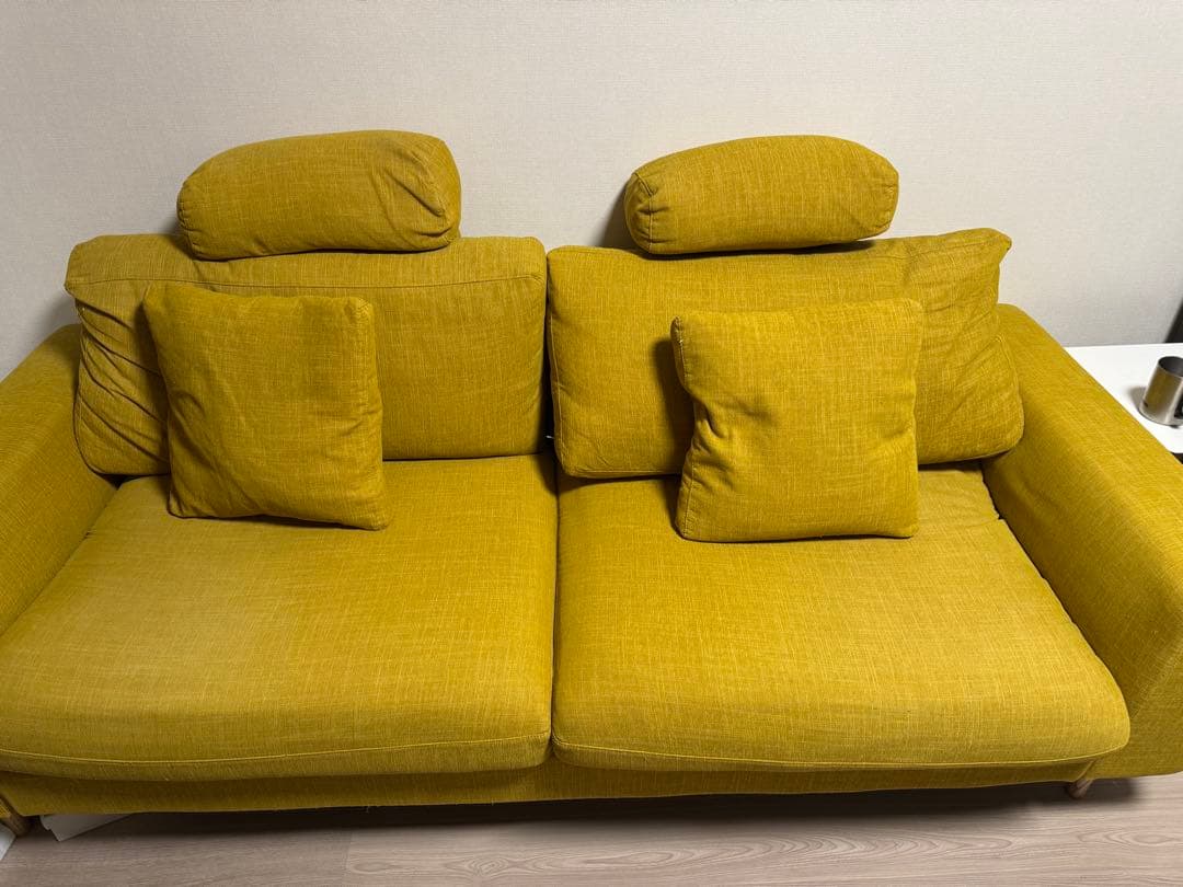ただ同然・まもなく削除】イエローファブリックソファ