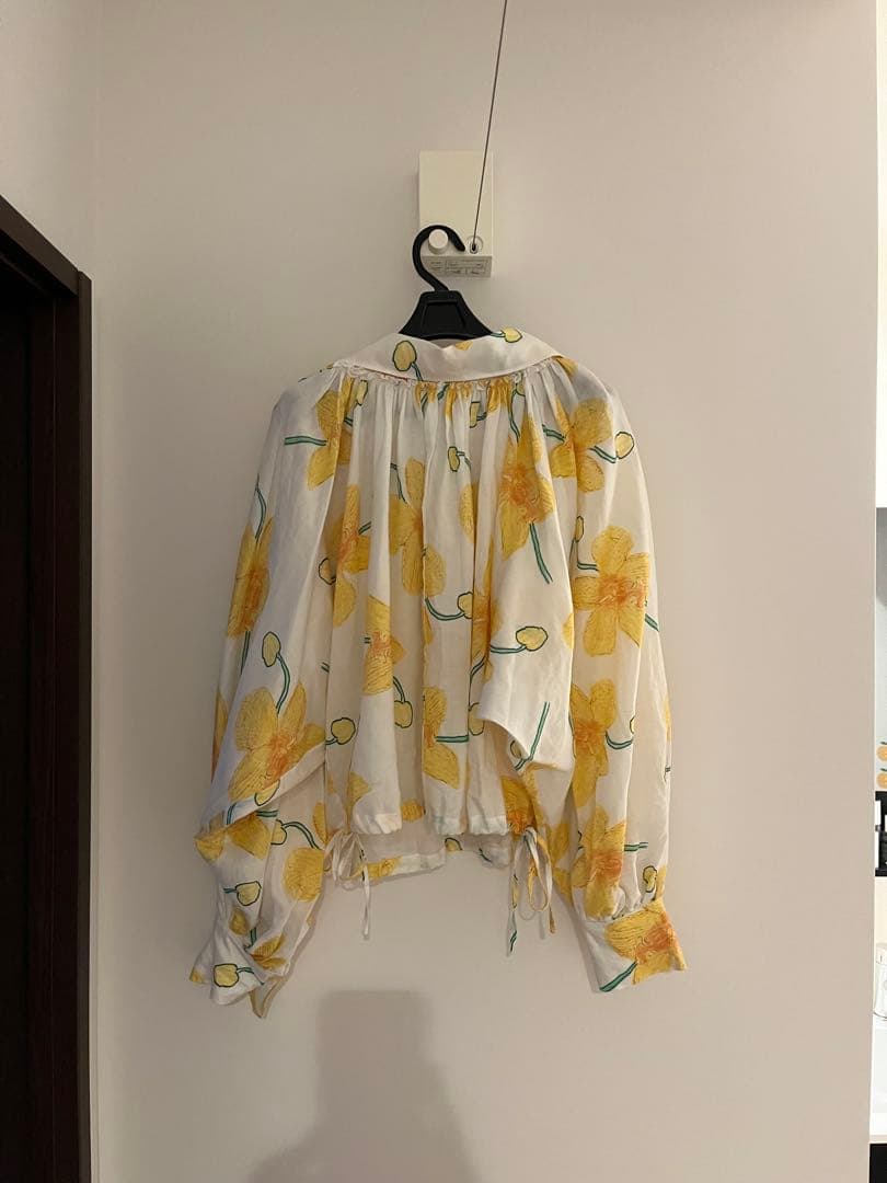 マルニ　フラワープリント　ボリュームギャザーブラウス　美品　40 ボリュームギャザーブラウス | シャツ・ブラウス | NOELA OFFICIAL WEB