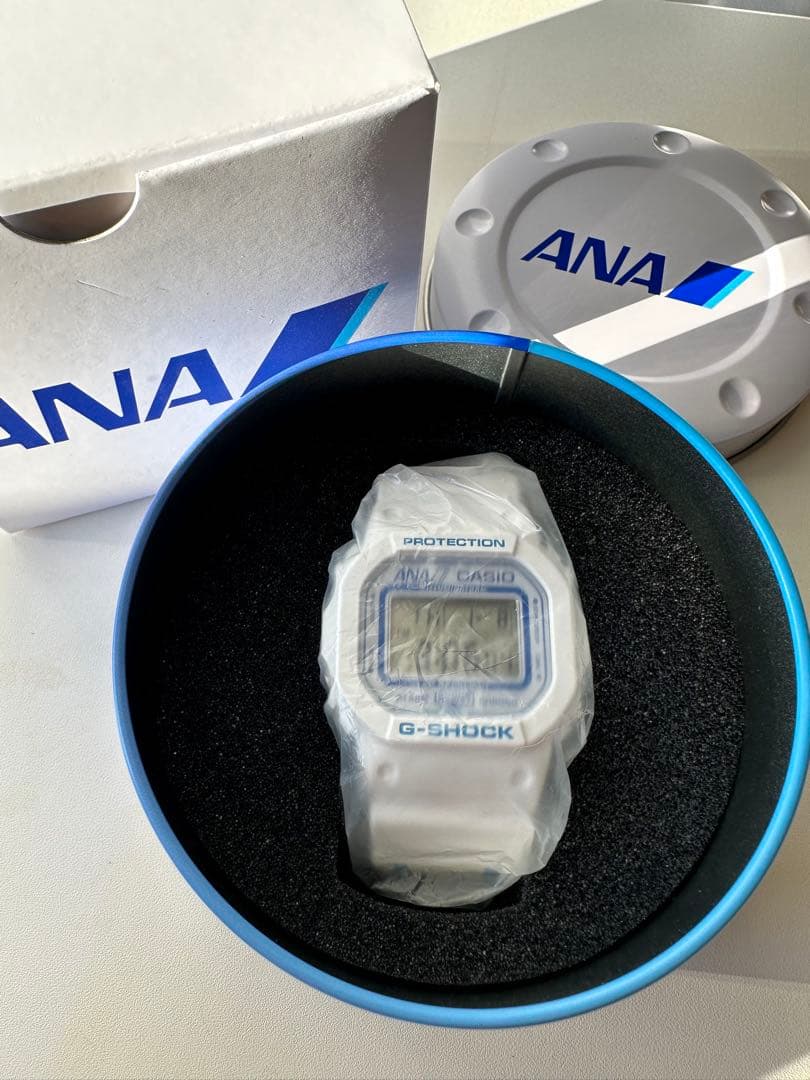 G-SHOCK×ANA DW-5600 コラボ　腕時計 限定モデル　CASIO G-SHOCK×ANA、ブルーが映えるホワイトの限定モデル - Impress Watch