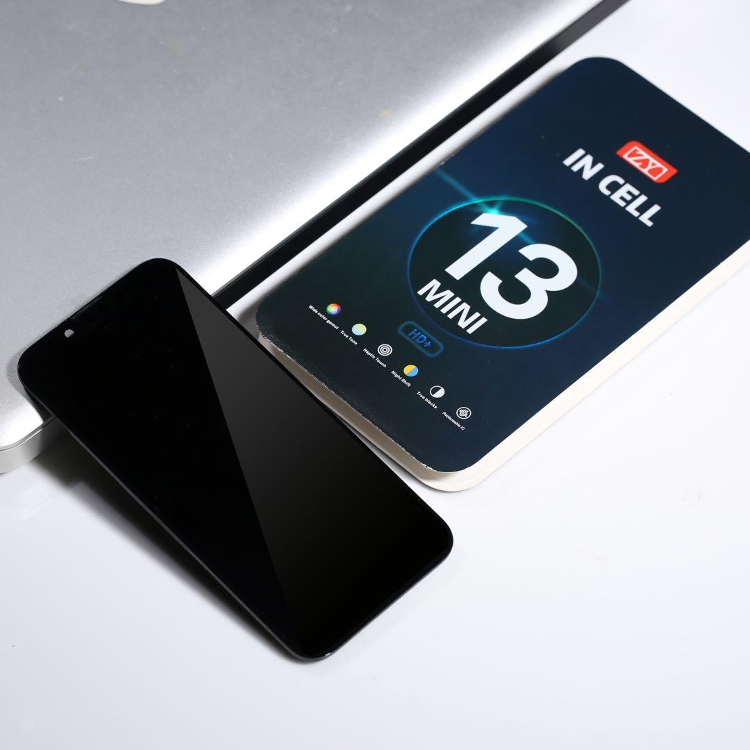 【Asshu】iPhone用互換商品4点 4in1充電器が新登場』これ1台でApple製品を一気に充電! - CAMPFIRE