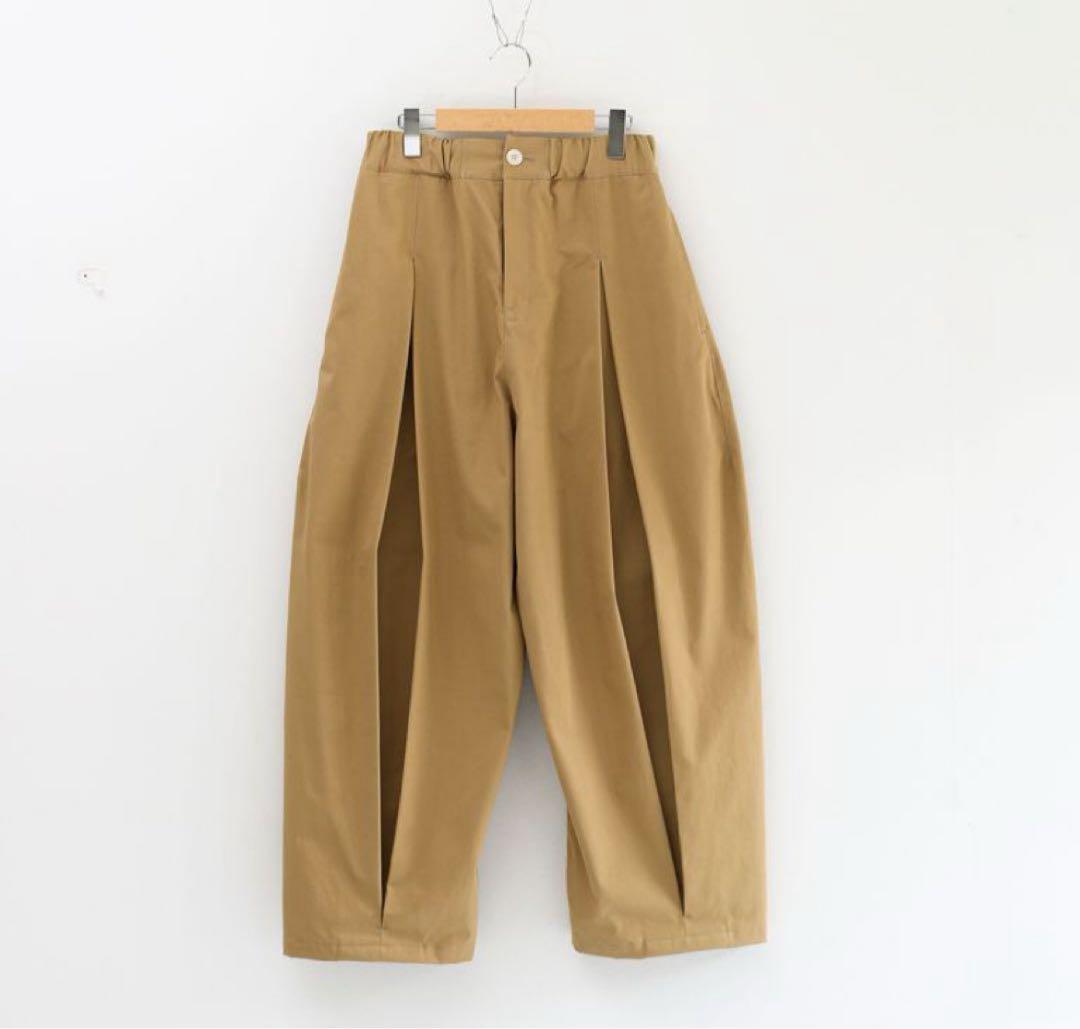 sage NATION BOX PLEAT TROUSER サンド - メルカリ