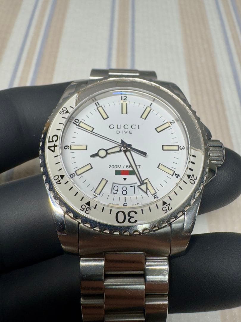 GUCCI DIVE 腕時計 200M防水 ステンレス Gucci Diver 200M/660FT, Stainless Steel Case, Original Bracelet