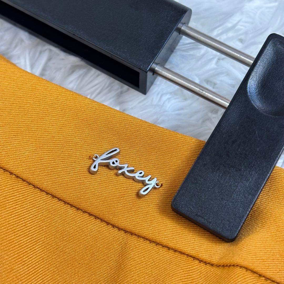 24年 FOXEY NEW YORK 44660 ロングスカート ロゴプレート - メルカリ