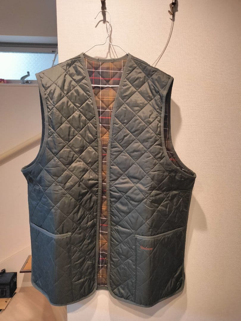 バブアー キルティング ベスト リバーシブル 44 - メルカリ
