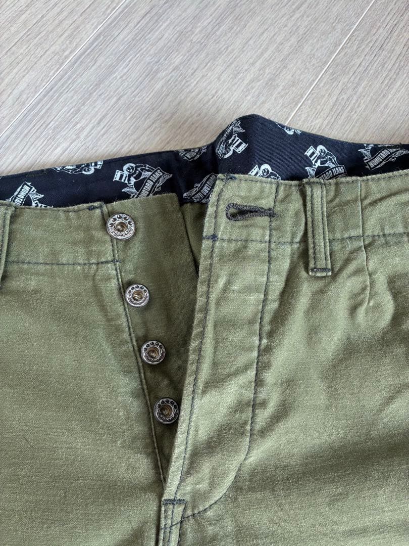 入手困難‼️桃太郎ジーンズ カーゴパンツ オリーブ 美品‼️ - メルカリ