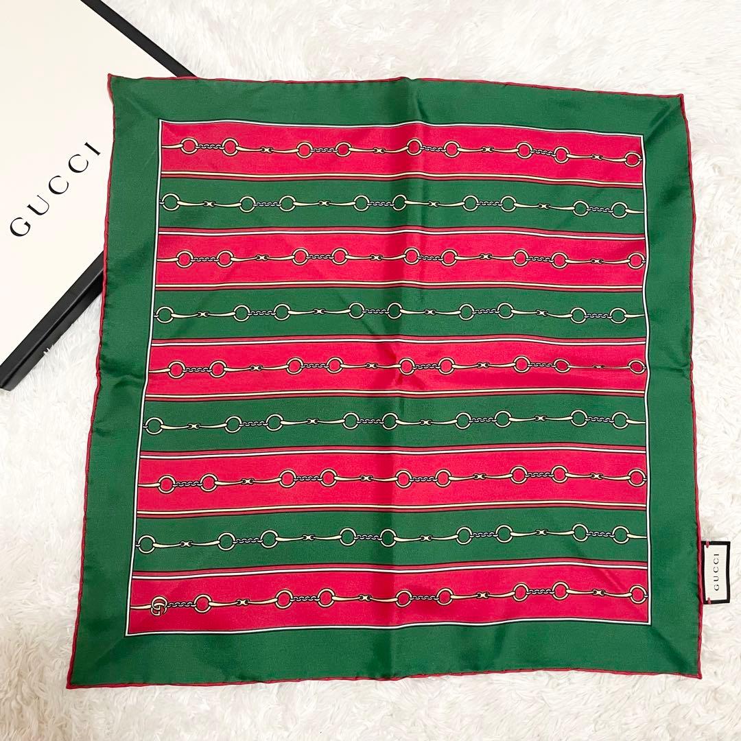 未使用級☆グッチ スカーフ ホースビット 箱・リボン付き シルク100