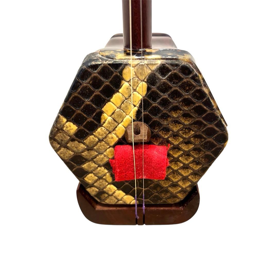 二胡　紫檀精品　錦蛇皮　古月琴坊　専用ケース　交換弦付き os0008977_m.jpg