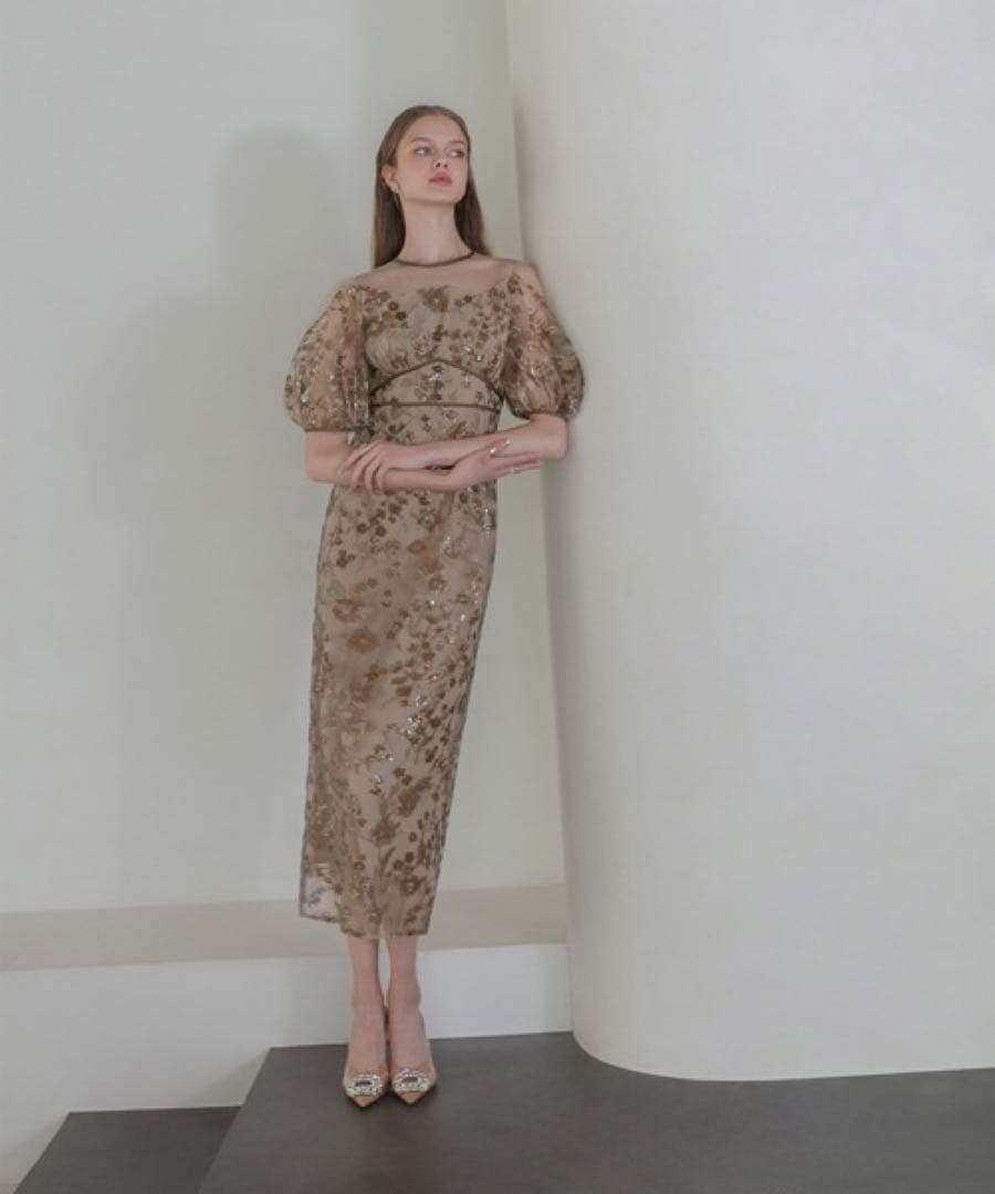 フラワーディテールパフスリーブIラインワンピースドレス結婚式二次会