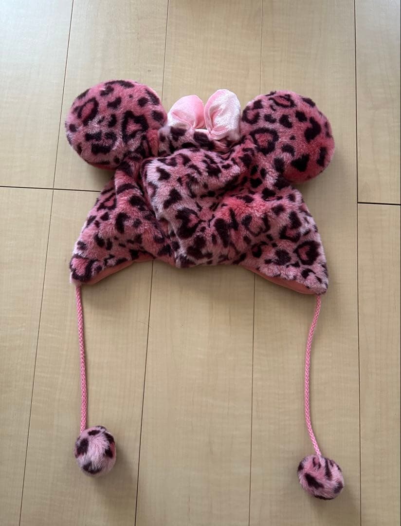 美品】ディズニー ミニーファンキャップ ヒョウ柄 - メルカリ