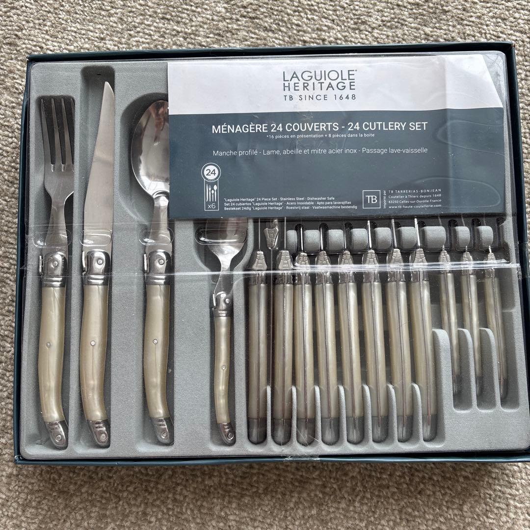 未使用　ラギオール　Laguiole Heritage 24点カトラリーセット Amazon.com: Laguiole Heritage Dinnerware Set; Luxury French
