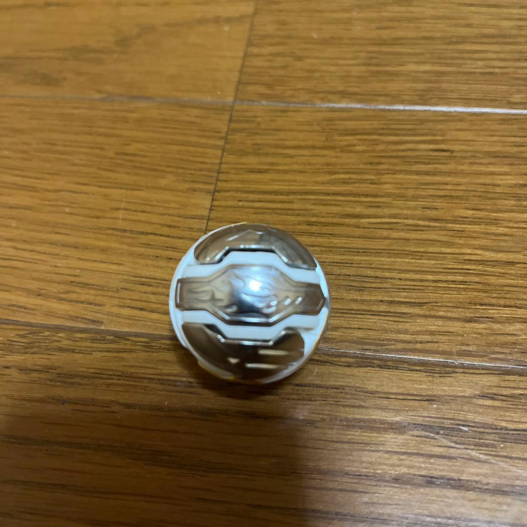 爆丸 統タヴァネル メタルパーツ4点 - メルカリ