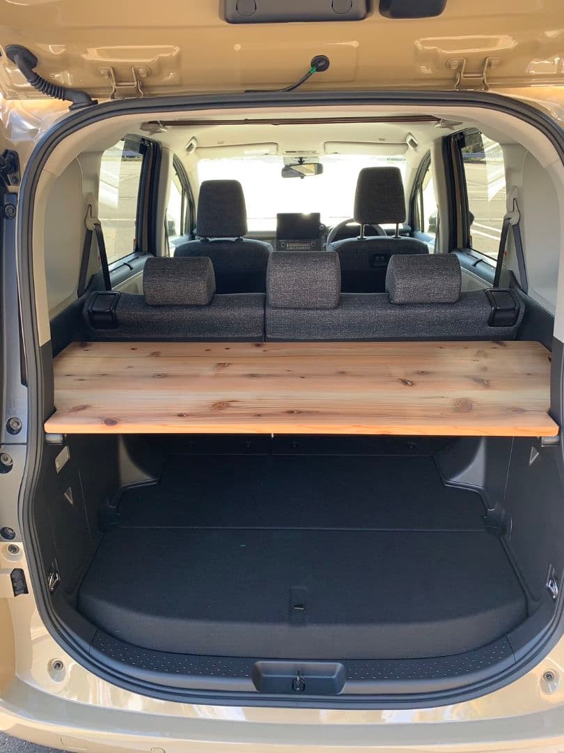 新型シエンタ ラゲッジボード - メルカリ