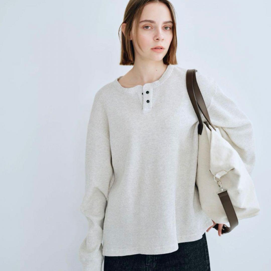 simply complicated SNAP HENRY L/ S TEE - メルカリ