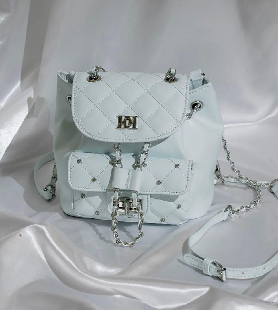 ダーリッチ】キルティングビジューミニリュック 水色 サックス SAX