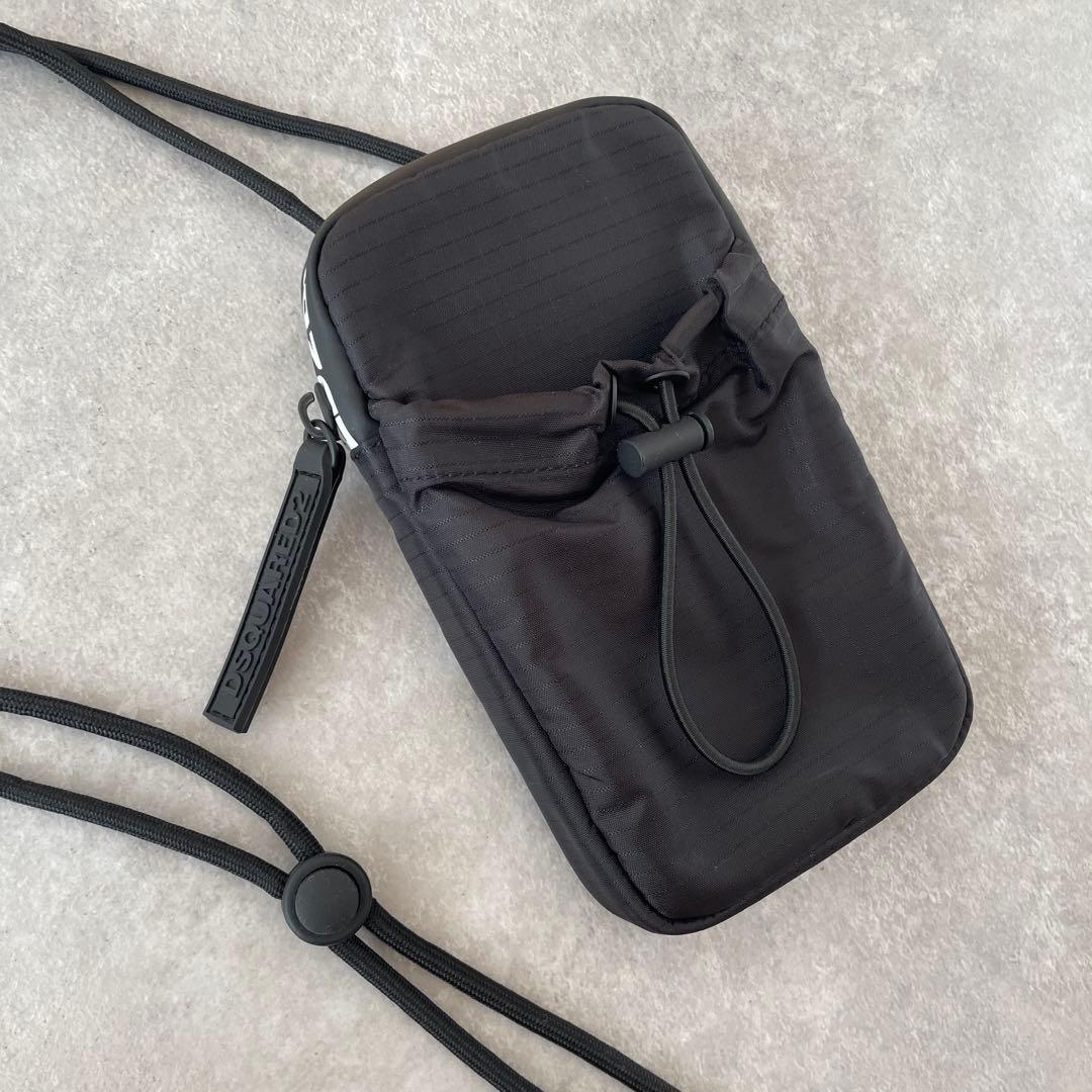 美品【完売】DSQUARED2（ディースクエアード）ナイロンネックポーチ maido-selection_303-013