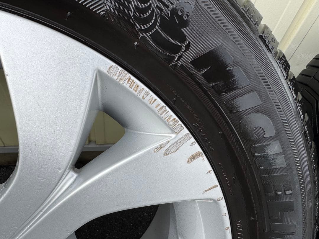 MICHELIN 225/55/R17 オールシーズンタイヤ　シトロエンC5