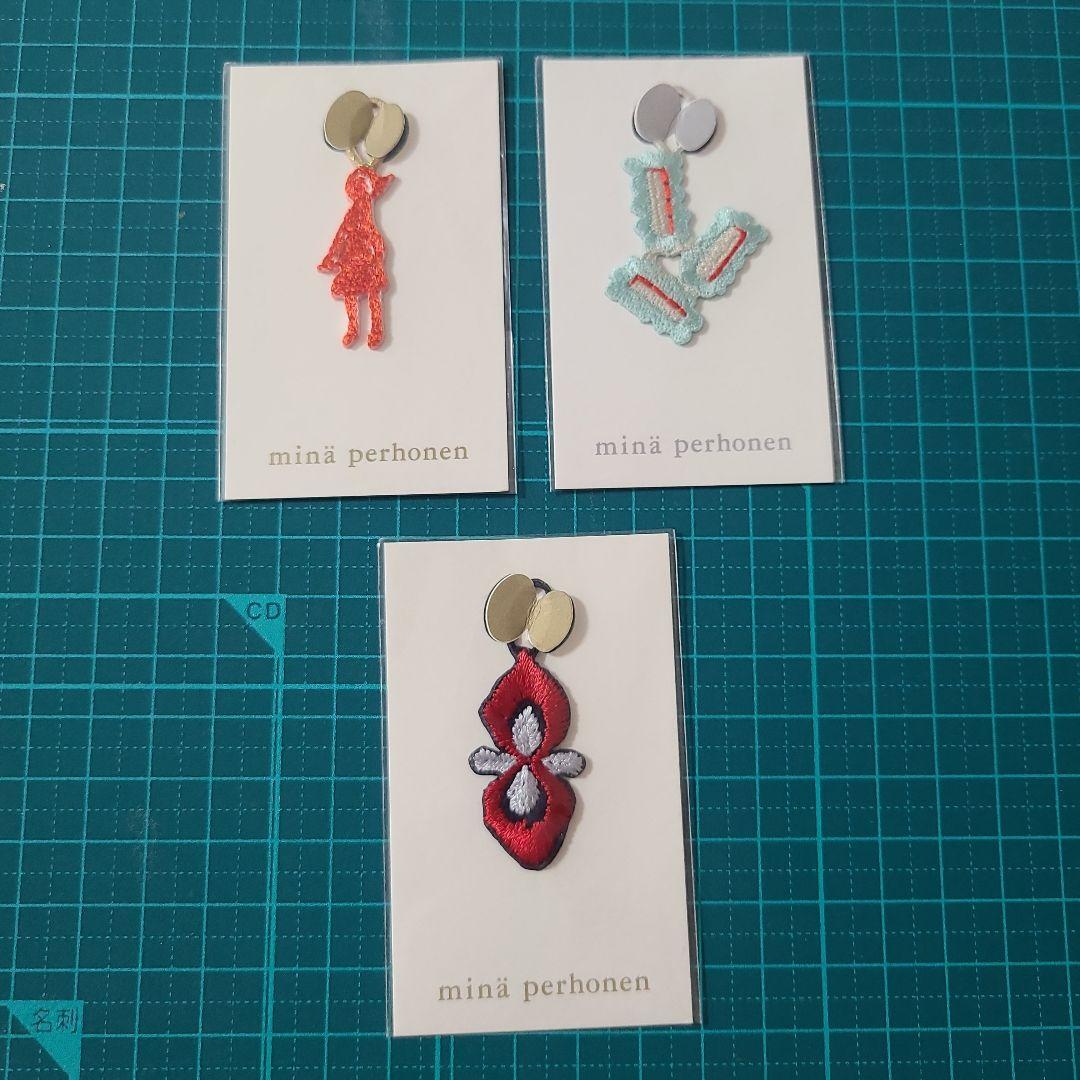minäperhonen ミナペルホネン チャーム3つ ノベルティ - メルカリ