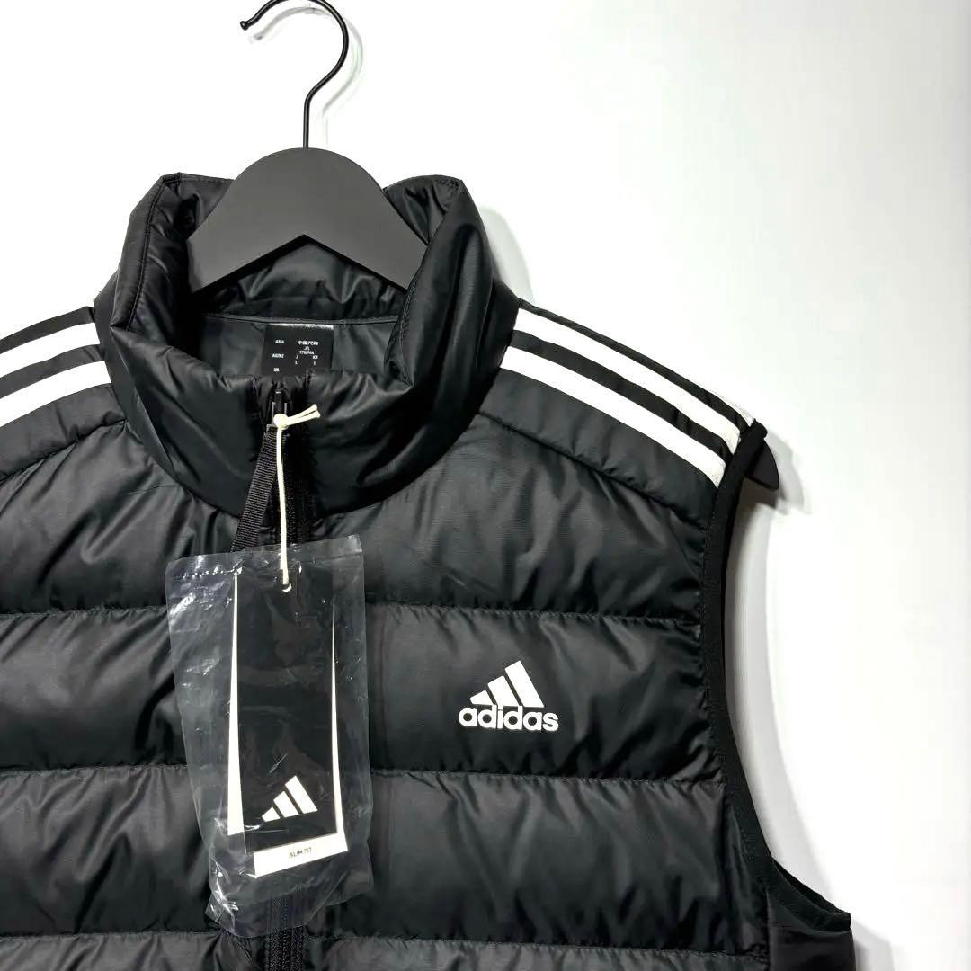 新品 アディダス エッセンシャルズ ダウンベスト ブラック M - メルカリ