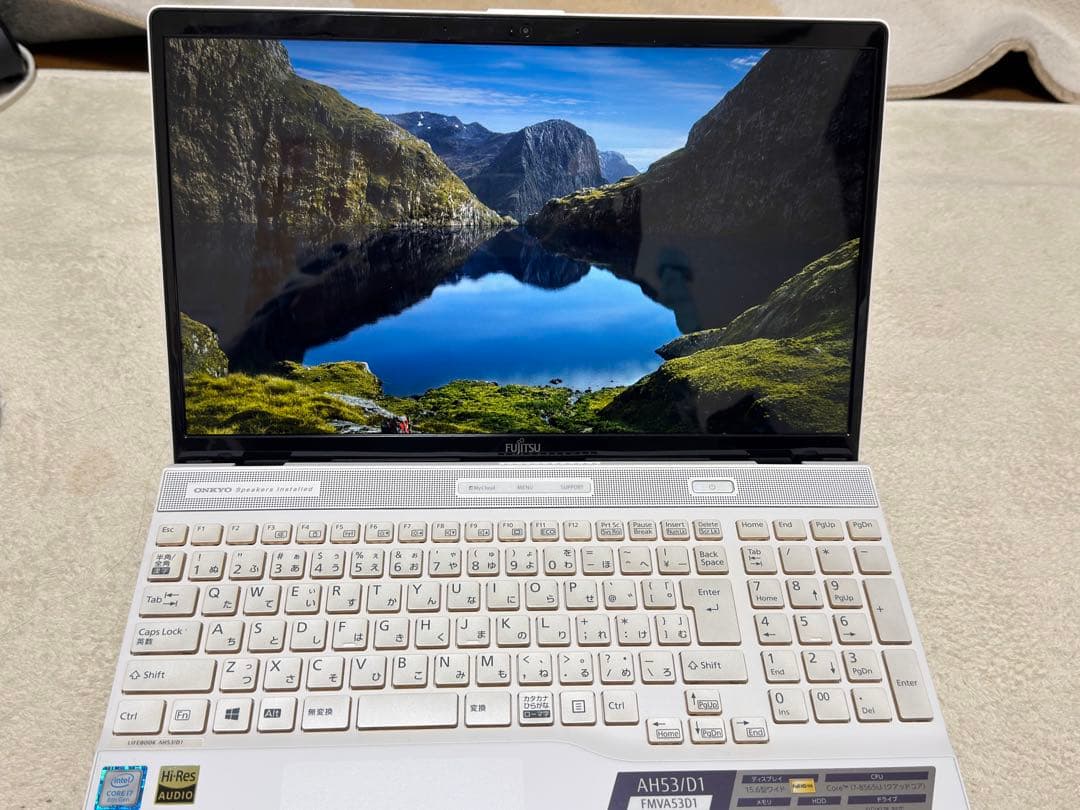 富士通 LIFEBOOK AH53/D1 FMVA53D1 8GB/1TB FMVA53D1W ノートパソコン LIFEBOOK AH53/D1 プレミアムホワイト [15.6