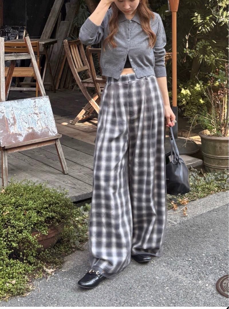 ungrid 大人気ネット完売品 チュールドッキングタックパンツ 25A/W