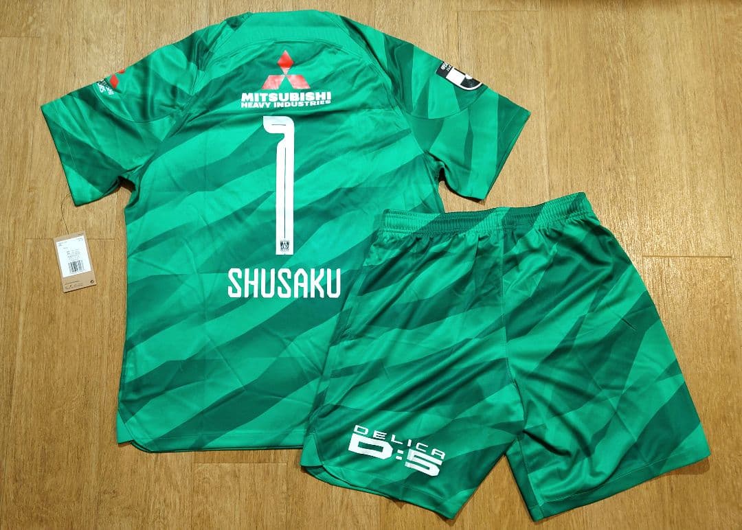 浦和レッズ　2024ゴールキーパーユニフォーム　上下　西川周作 2024 GKユニフォーム 待望の販売決定🎉🎉🎉 GK先行販売 2024年2月10日