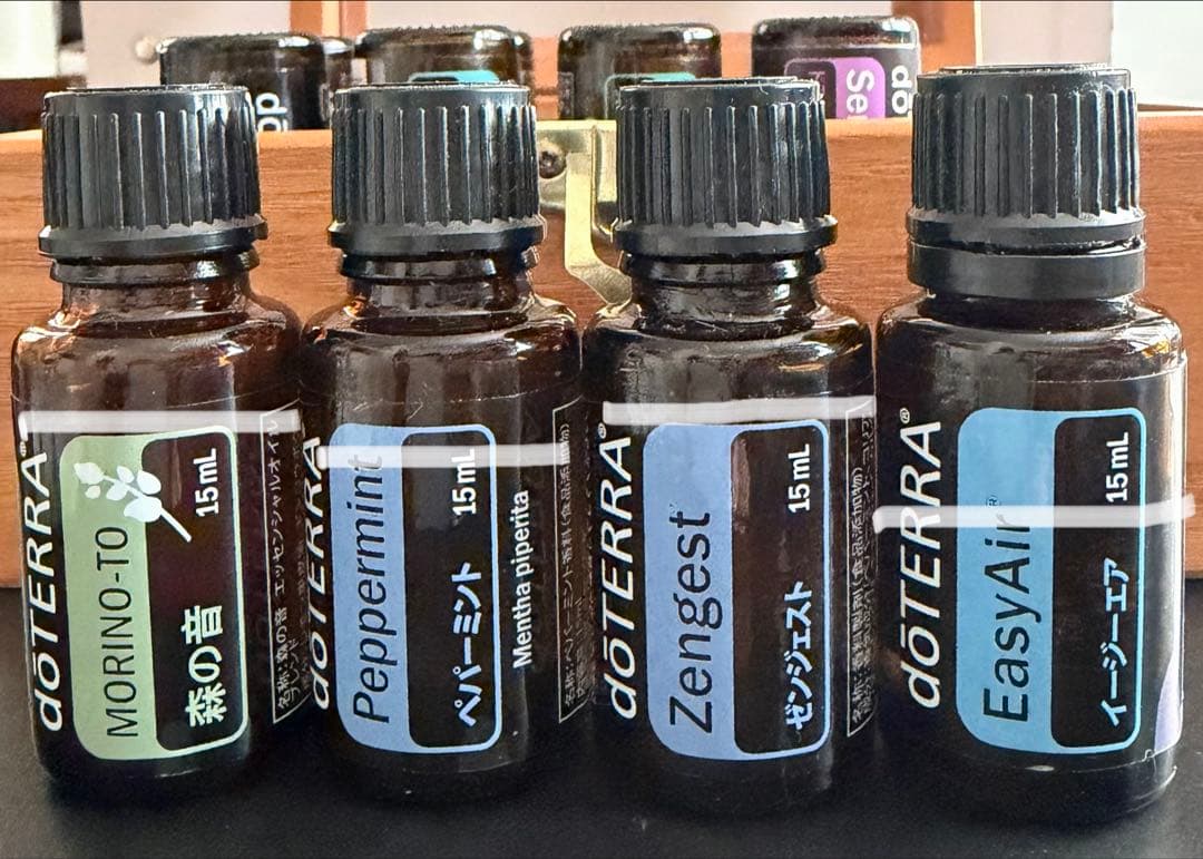 doTERRA エッセンシャルオイル 45本セット ウッドケース付き doTERRA