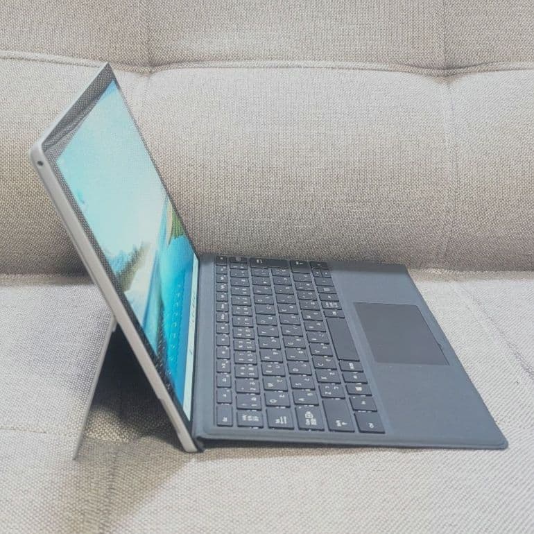 バッテリー良好Surface Pro 7 i5 8GB 256GBタイプカバーs - メルカリ