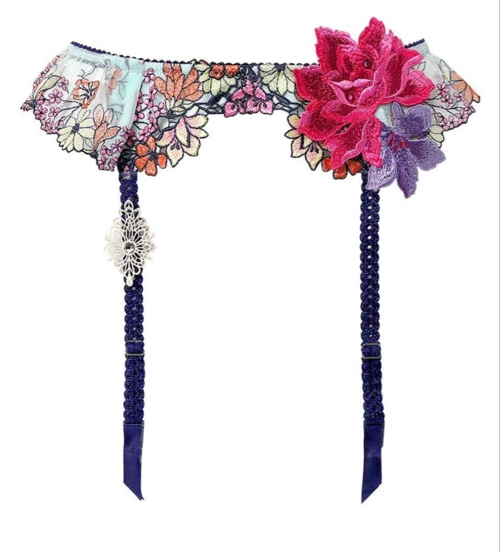 サルート 25G ガーターベルト Ｍ TU 予約限定 復刻 サルート 25G ガーターベルト M TU 予約限定 復刻 - メルカリ