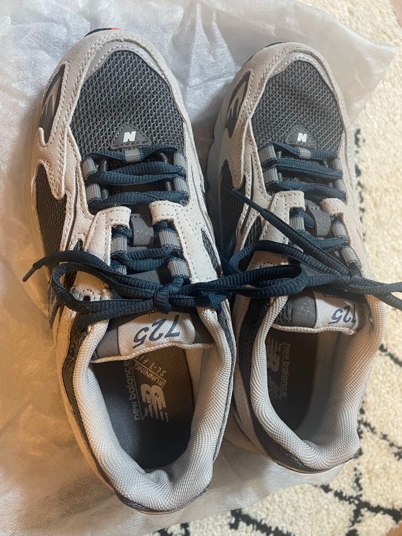 【美品】【24.5cm】New Balance ML725N スニーカー