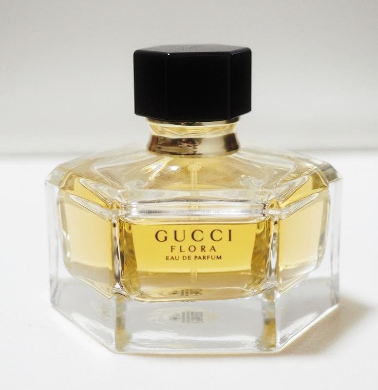 GUCCI 廃盤 グッチ フローラ バイ グッチ 50ml 香水 レア品 - メルカリ