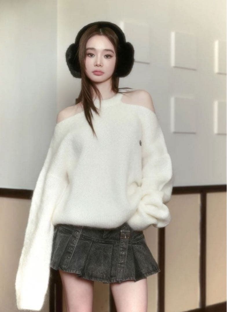 最終価格ANDWANG Off shoulder over knit White - メルカリ
