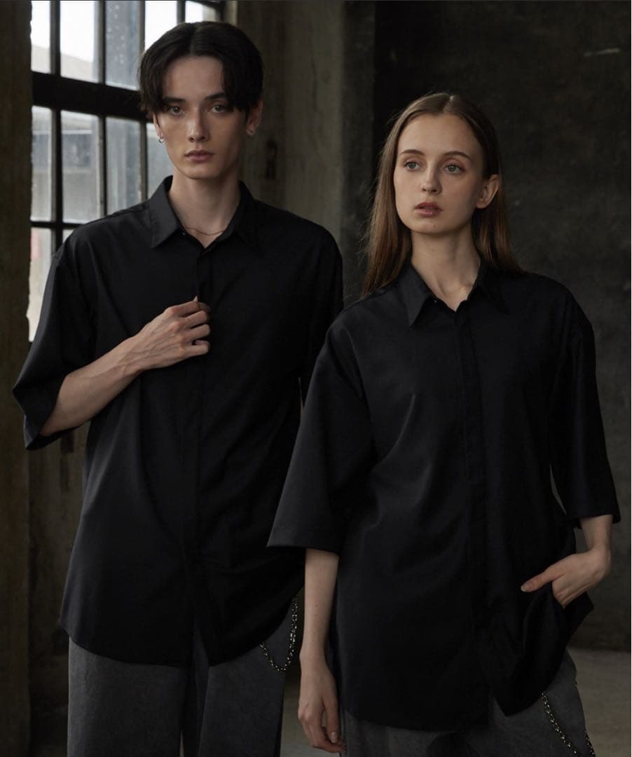 新品未開封】CLEL core.スーパー110ウールシルク 2way半袖シャツ