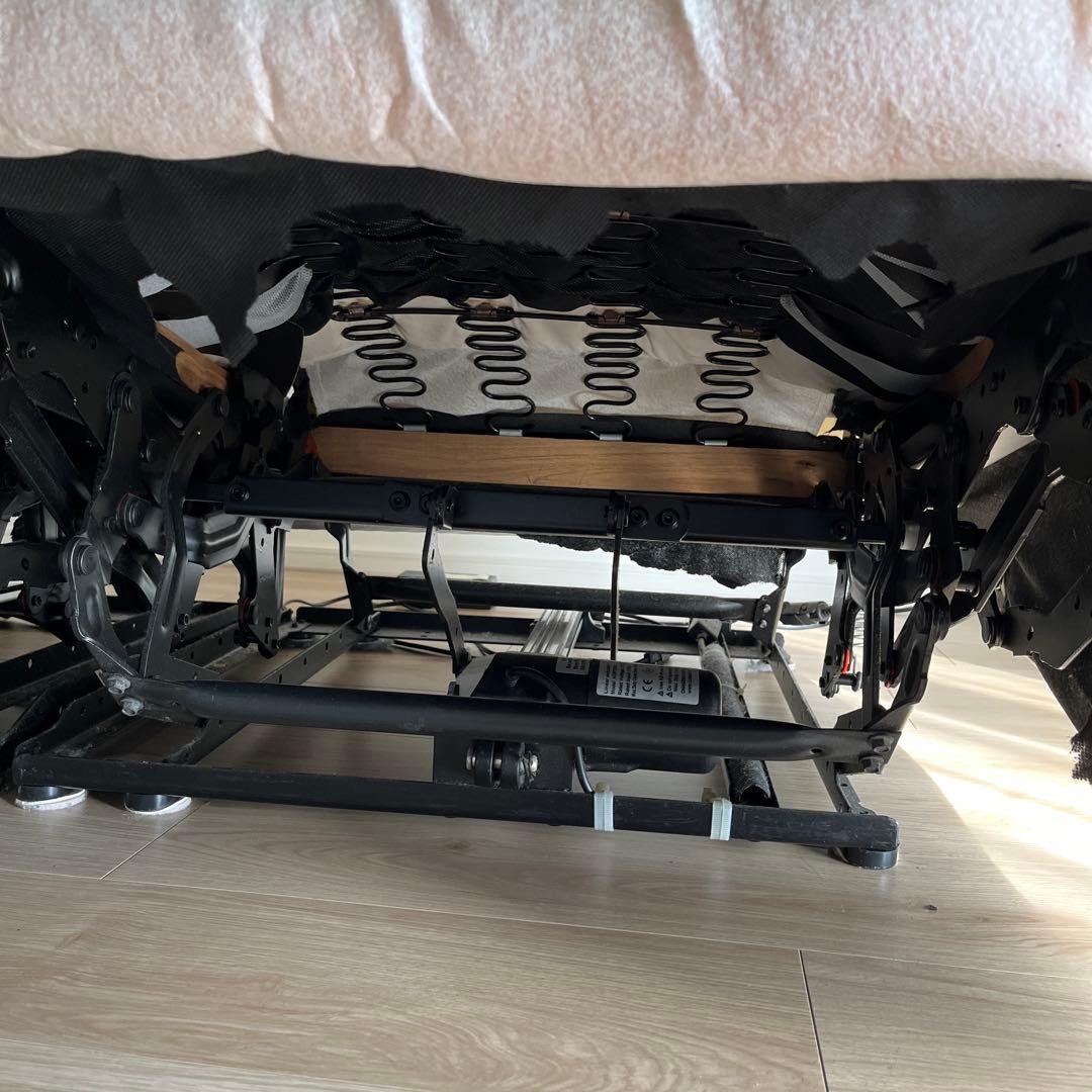 ニトリ電動リクライニング2人掛けソファ 本革(一部合成皮革)アイボリー