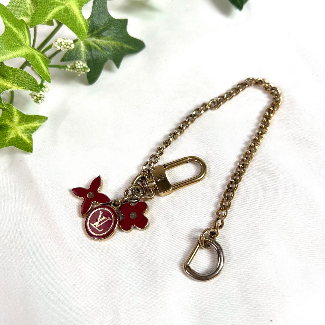 【チェーンチャームのみ】　LOUIS VUITTON ルイヴィトン フラワー チェーン用チャーム】Louis VuittonチャームLV フラワー (Louis