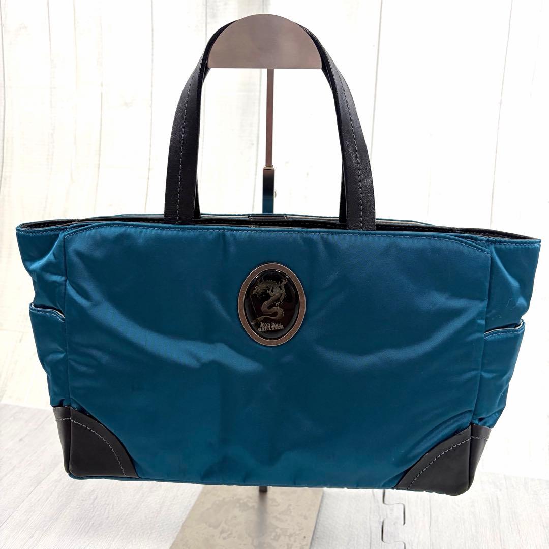 非売品 ジャンポール ゴルチエ ドラゴン カメオ ハンドバッグ ブルー ブラック ジャンポールゴルチエJean Paul GAULTIER ドラゴンエンボスクエア