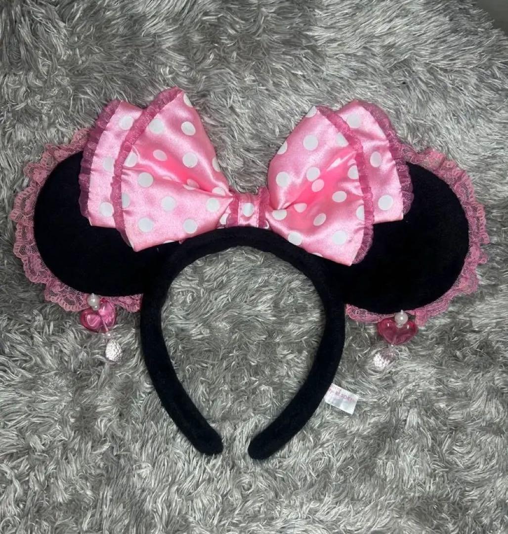 ディズニー ミニーマウス カチューシャ　イヤリング　薄ピンクリボンレース　水玉 ディズニー カチューシャ ピンク リボン ミニー ドット 水玉