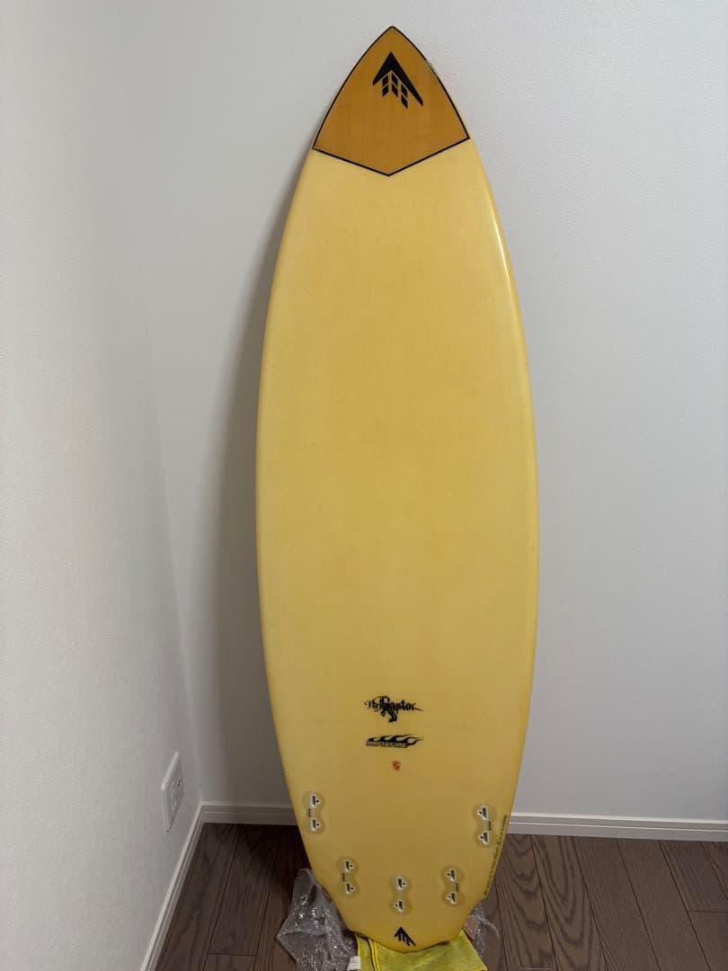 FIREWIRE “The Raptor” 5’8” FSTモデル（30.8L）