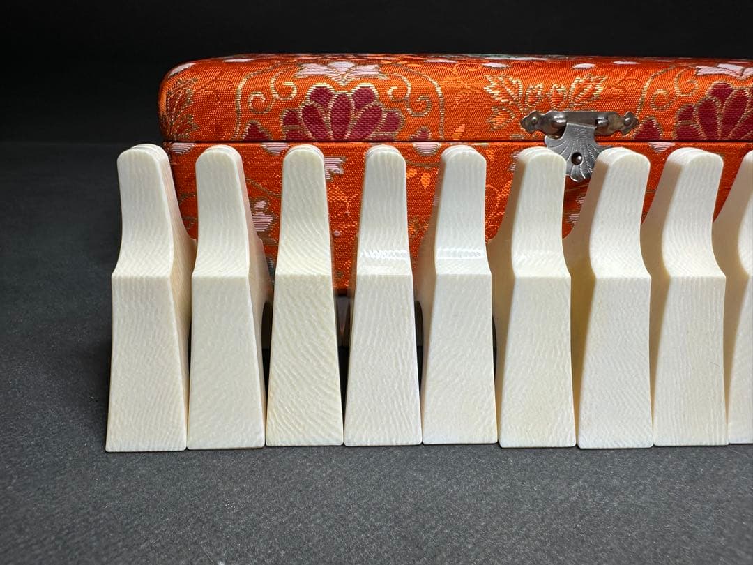 極上 三線 琴柱 筝柱 天然素材 14個セット 和楽器 御 箏琴柱 高級琴