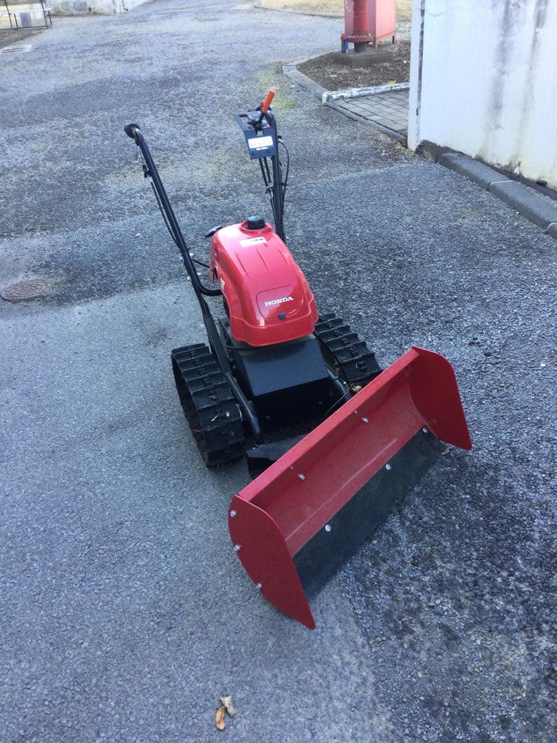 ホンダ 除雪機 キャタピラ式 赤 - メルカリ
