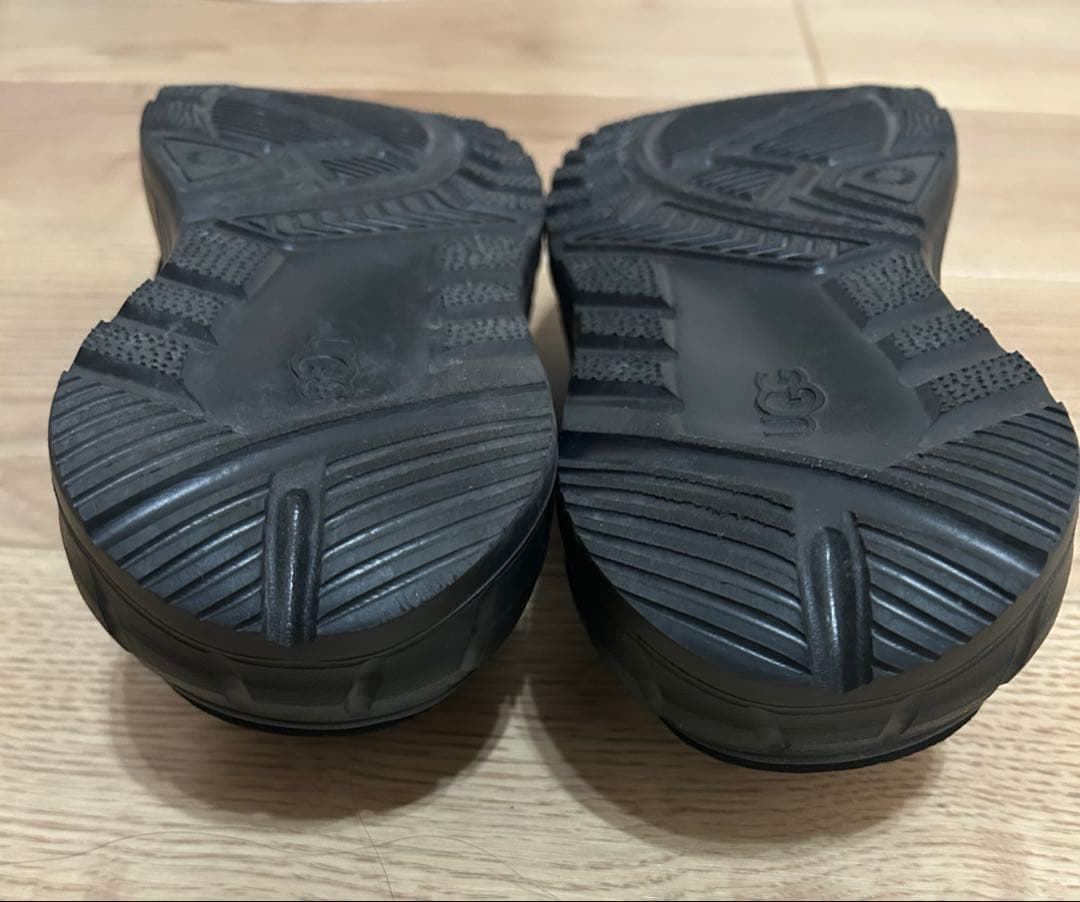 美品】 UGG Westsider Slide 厚底 黒