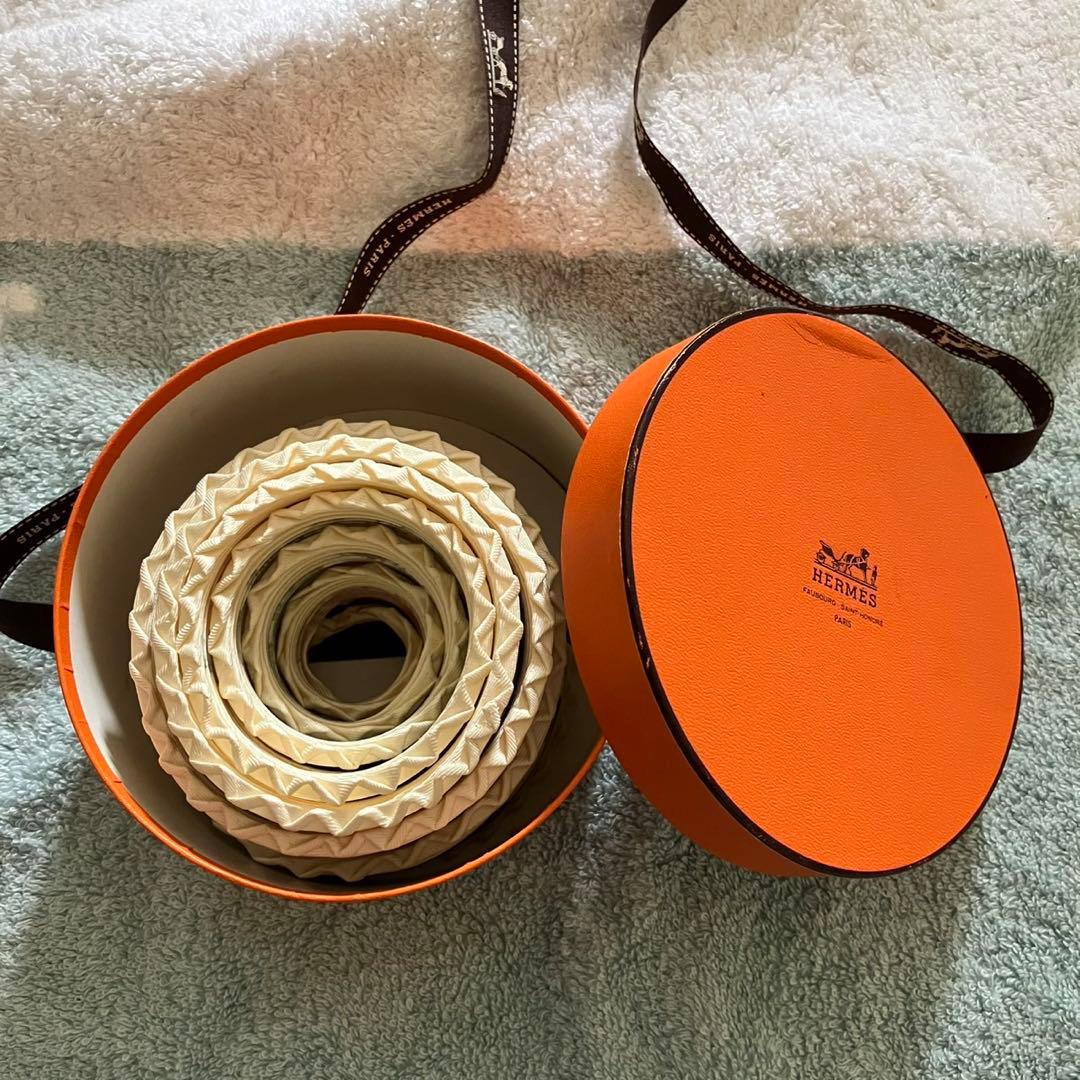 エルメス　カレプリセ　未使用新品‼️「ラ・ダンス」柄　バレリーナ 楽天市場】未使用 HERMES エルメス カレ90 LA DANCE ラ ダンス