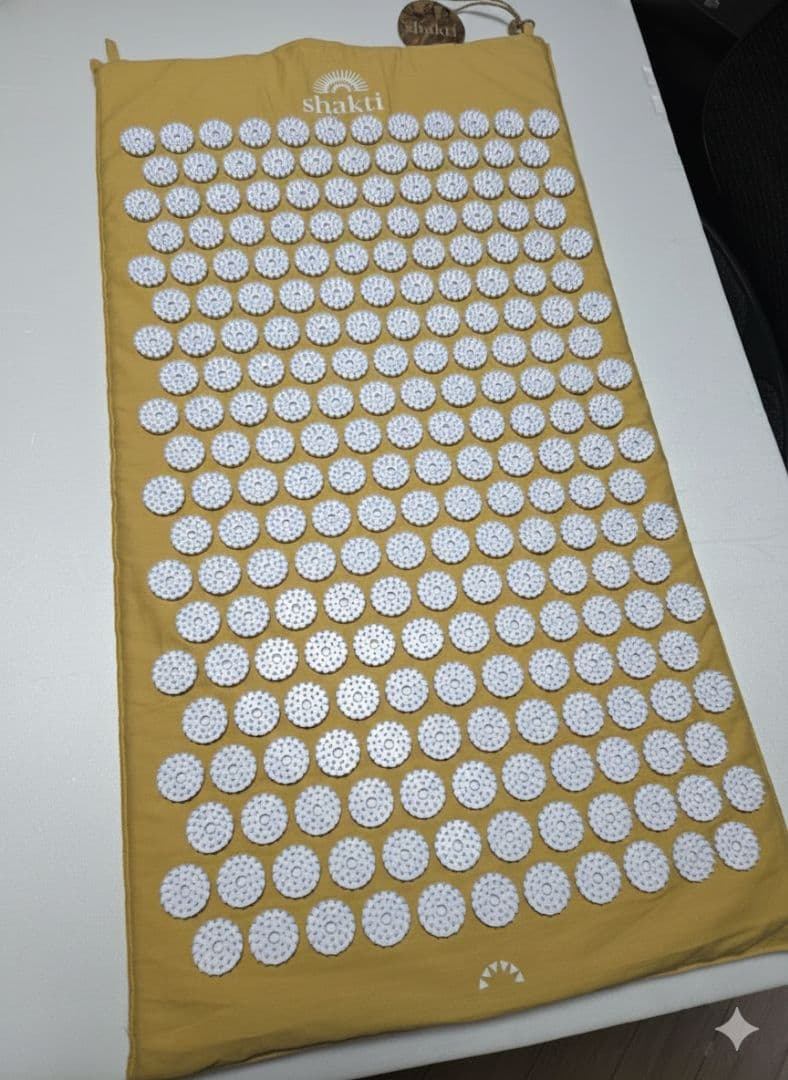 【正規品】シャクティマット イエロー／レベル２ Amazon | 【正規品】シャクティ 指圧マット レバル② 黒、長めの専門家