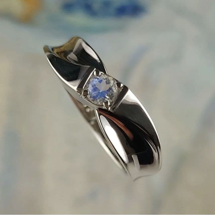 ゆきざき Ptムーンストーンリング プラチナ - メルカリ