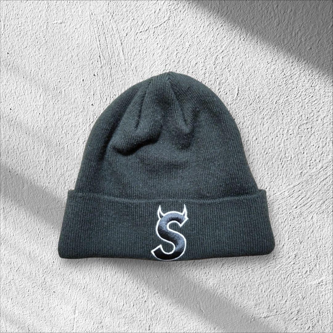 希少】【美品】Supreme x New EraデビルSビーニー黒ニット帽 - メルカリ