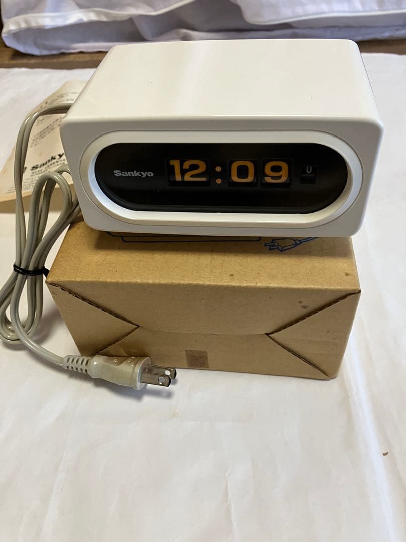 SankyoザックスDT-601パタパタ時計 - メルカリ