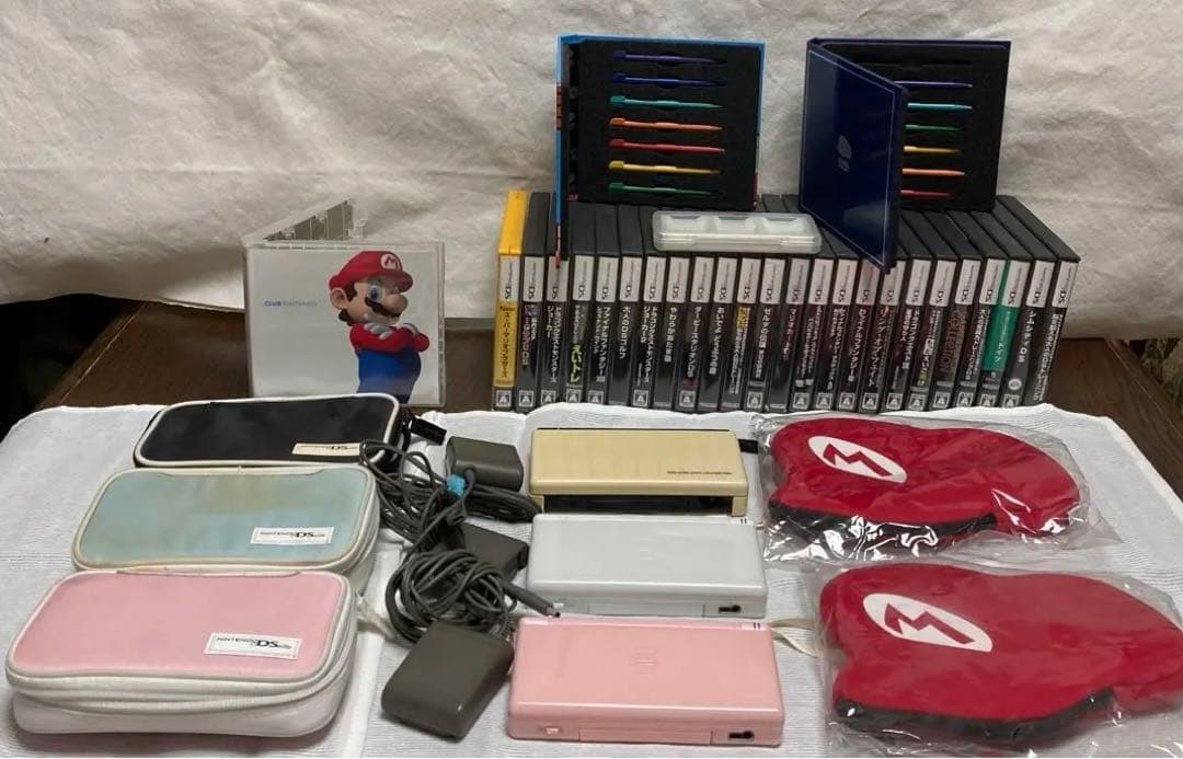 任天堂DS lite ソフト　本体　まとめ売り ニンテンドーDS - 【ソフト付き】ニンテンドーDS lite ネイビーブルー