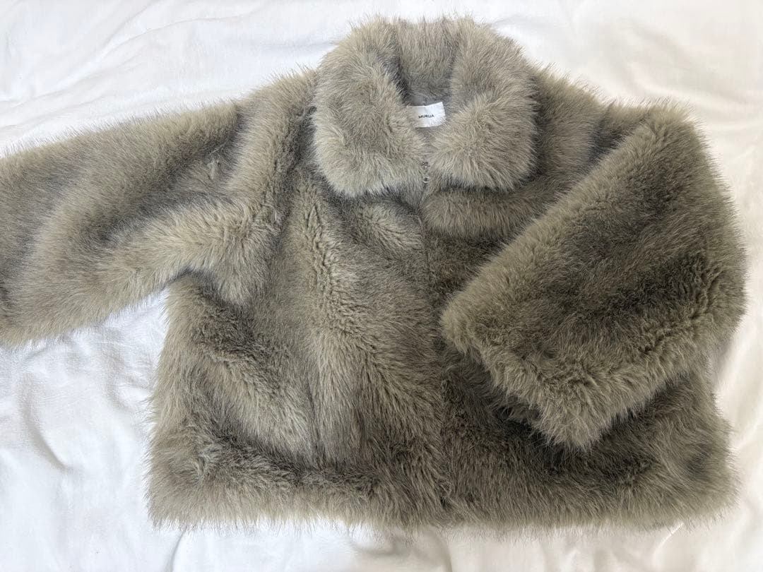 MURUA グレー ファーコート ショート丈 MURUA グレー フェイクファーコート ショート丈 - メルカリ